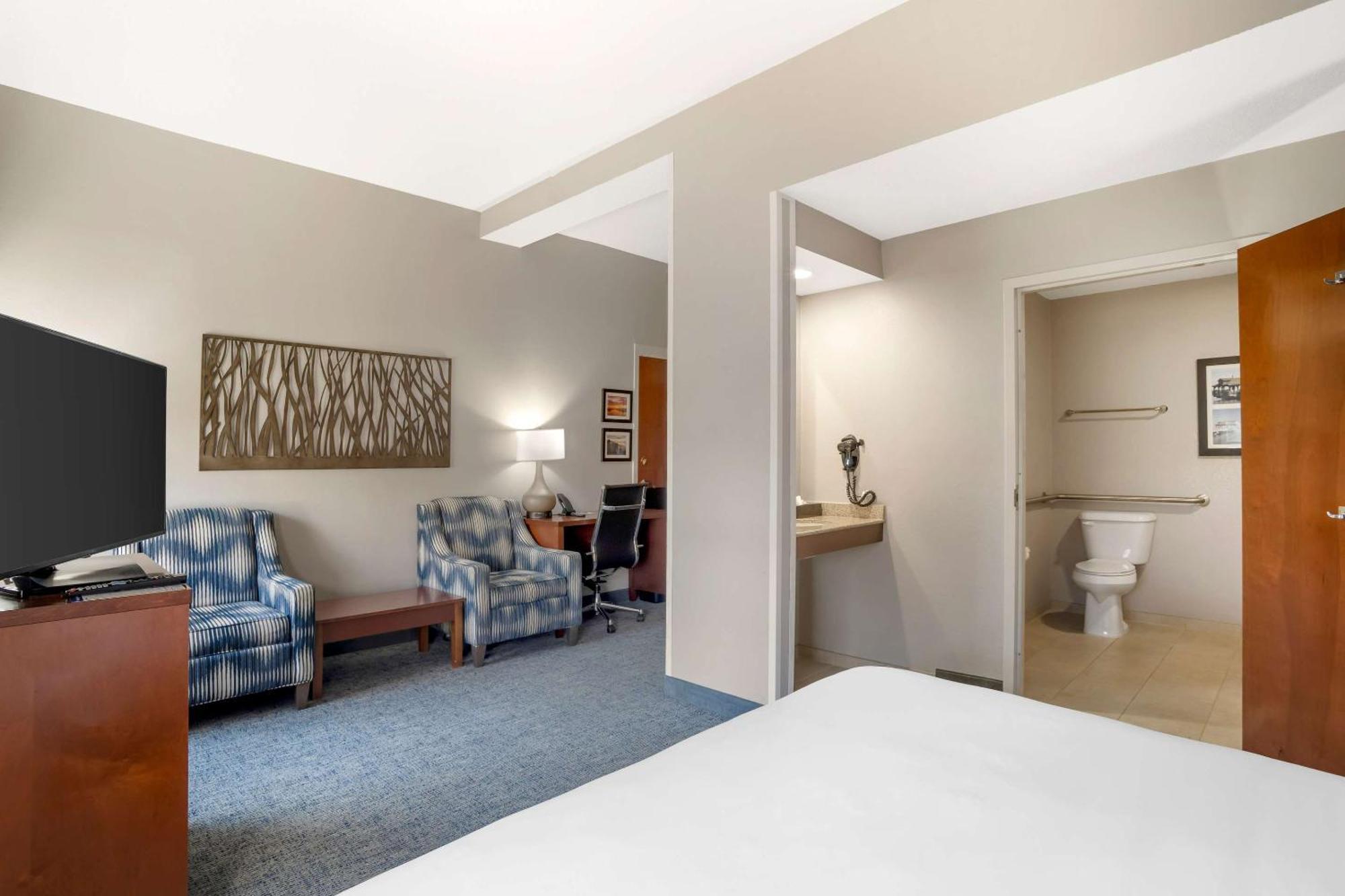 Comfort Suites Near Birkdale Village- Huntersville Ngoại thất bức ảnh
